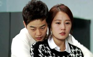 《紅寶石戒指》劇照