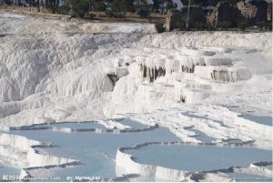 岩溶石灰華 岩溶石灰華