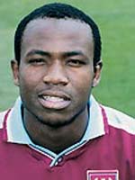 <a class="innerlink" title="恩祖" href="/wiki/%E6%81%A9%E7%A5%96">恩祖</a>馬&middot;<a class="innerlink" title="伊萊" href="/wiki/%E4%BC%8A%E8%90%8A">伊萊</a>克潘