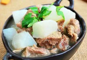 砂鍋蘿蔔牛腩 砂鍋蘿蔔牛腩