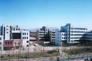 山東招遠市第一中學 山東招遠市第一中學