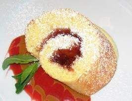 草莓椰絲瑞士蛋糕卷 草莓椰絲瑞士蛋糕卷