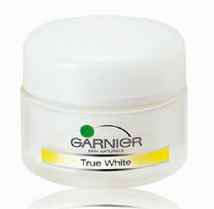 卡尼爾真采淨白美白防曬潤膚露