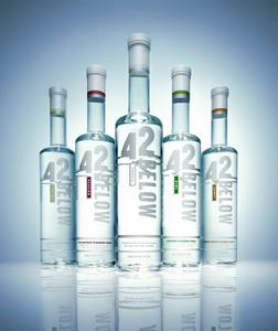 42緯之下 42緯之下