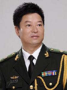 錢志剛[武警文工團男高音歌唱演員]