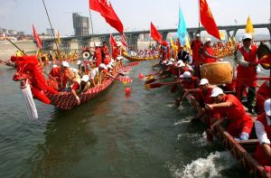 賽龍舟[端午節活動]