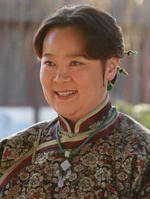 忠信媽--方青卓飾