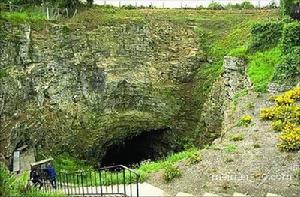 丹漠洞遺址寶藏