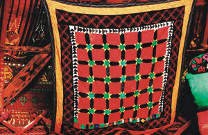 柯爾克孜族刺繡