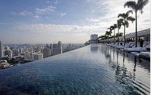 別具特色的金沙無邊界游泳池