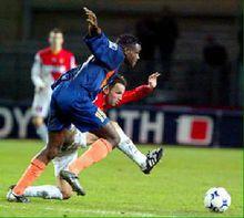 瓦萊利·梅扎古拼搶中