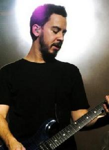 麥克·信田 麥克·信田