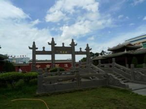 崖城革命烈士紀念園 崖城革命烈士紀念園