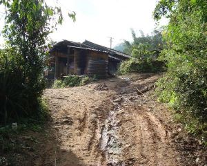 薩拉房村 薩拉房村