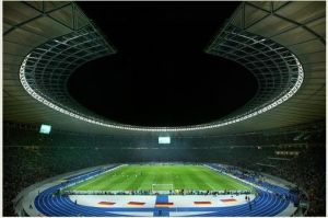 柏林奧林匹克體育場 柏林奧林匹克體育場