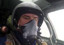 駕駛轟炸機飛過紅場上空（2015.5.9）