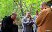 心悟法師(左二)在河南佛教學院