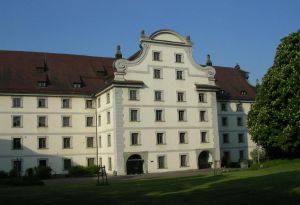 魏恩加騰師範學院