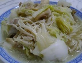 金針菇炒白菜 金針菇炒白菜