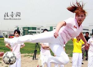 女子功夫足球隊