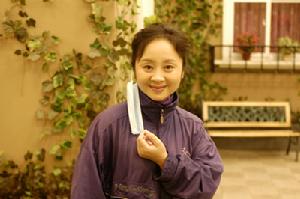 “小品女王”唐靜