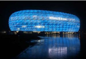 慕尼黑1860進行主場比賽時會呈現藍色