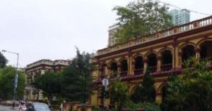 肥利喇亞美打大馬路 肥利喇亞美打大馬路