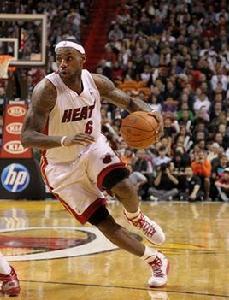 控球前鋒 控球前鋒