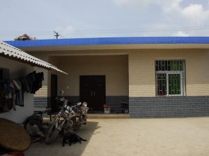 洛特二隊村 洛特二隊村