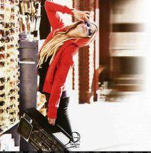 《Bittersweet World》中的寫真