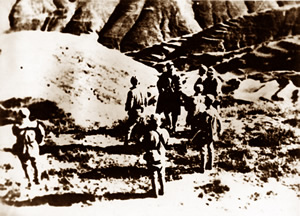 129師副師長徐向前在神頭嶺指揮戰鬥