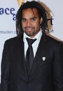 克里斯蒂安·卡倫布 克里斯蒂安·卡倫布