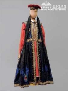 俄羅斯女子節日服 俄羅斯女子節日服