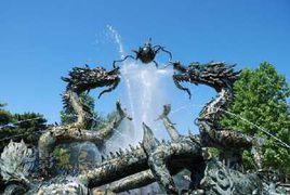 二龍戲水 二龍戲水