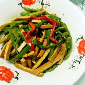 炒青尖椒豆乾 炒青尖椒豆乾