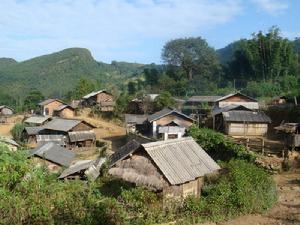 芒回老寨自然村 芒回老寨自然村