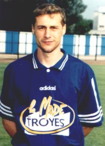 里查德&middot;<a class="innerlink" title="傑茲斯基" href="/wiki/%E5%82%91%E8%8C%B2%E6%96%AF%E5%9F%BA">傑茲斯基</a>