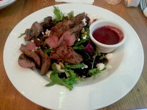 羊肉沙拉 羊肉沙拉