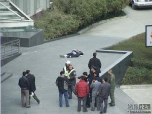 成都華為員工自殺現場3