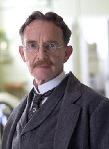 安東·萊瑟 安東·萊瑟