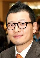 （圖）《兩個妻子》