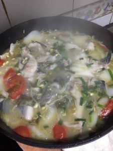 魚骨豆芽湯 魚骨豆芽湯