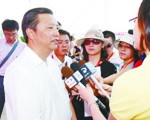 貴航集團公司董事長、總經理譚衛東