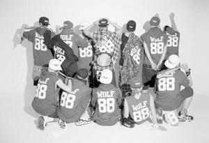 狼與美女(WOLF) 狼與美女(WOLF)