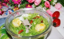 鹹蛋豆苗 鹹蛋豆苗