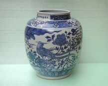 青花錦雞牡丹紋燈籠罐