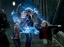 電影中哈利施放“鐵甲咒”