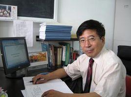 何洪[北京工業大學教授]