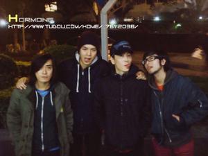 華語朋克教父—反光鏡樂隊做客荷爾蒙電台