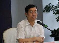 王嶸[中國作家協會會員]